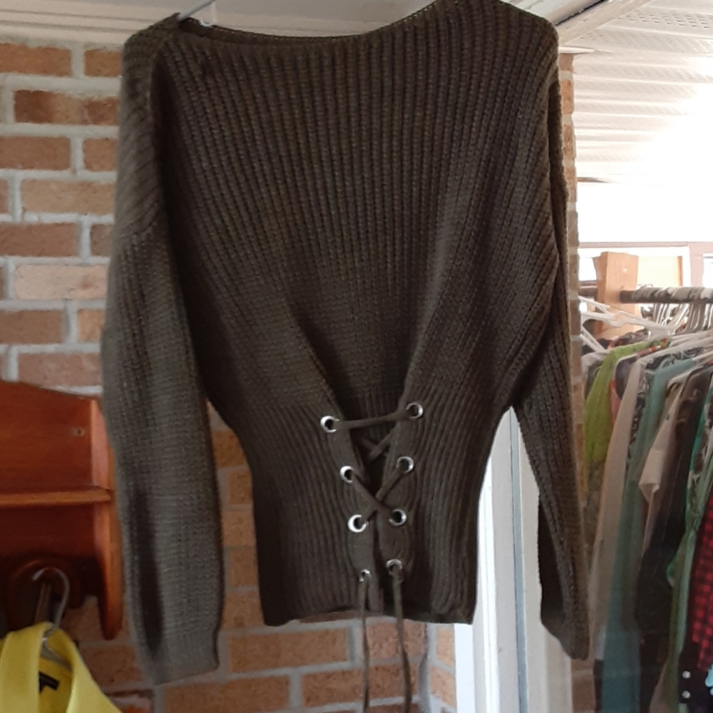 Sweater - Picture 2 of 2